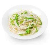 Ớt xanh xào giá đỗ